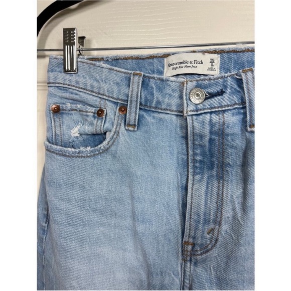 Abercrombie Classic Blue Women's Jeans - Picture 3 of 9